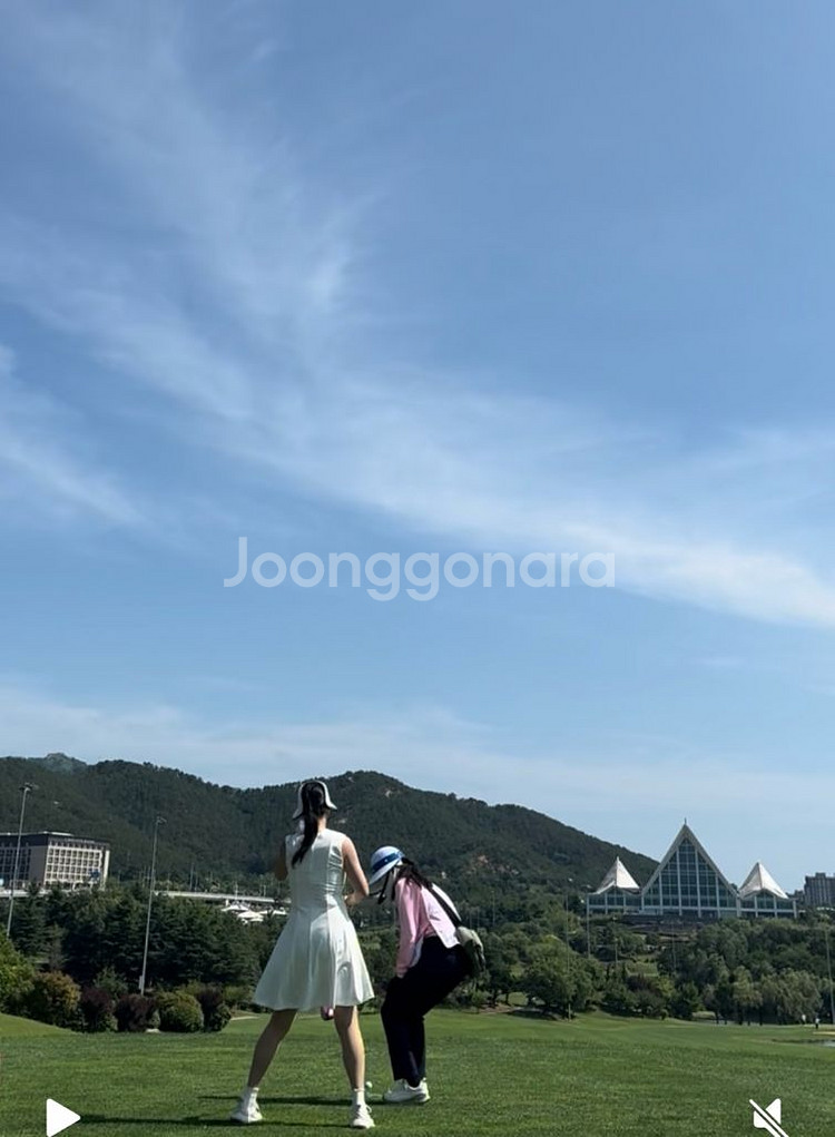 골프원피스 화이트--2
