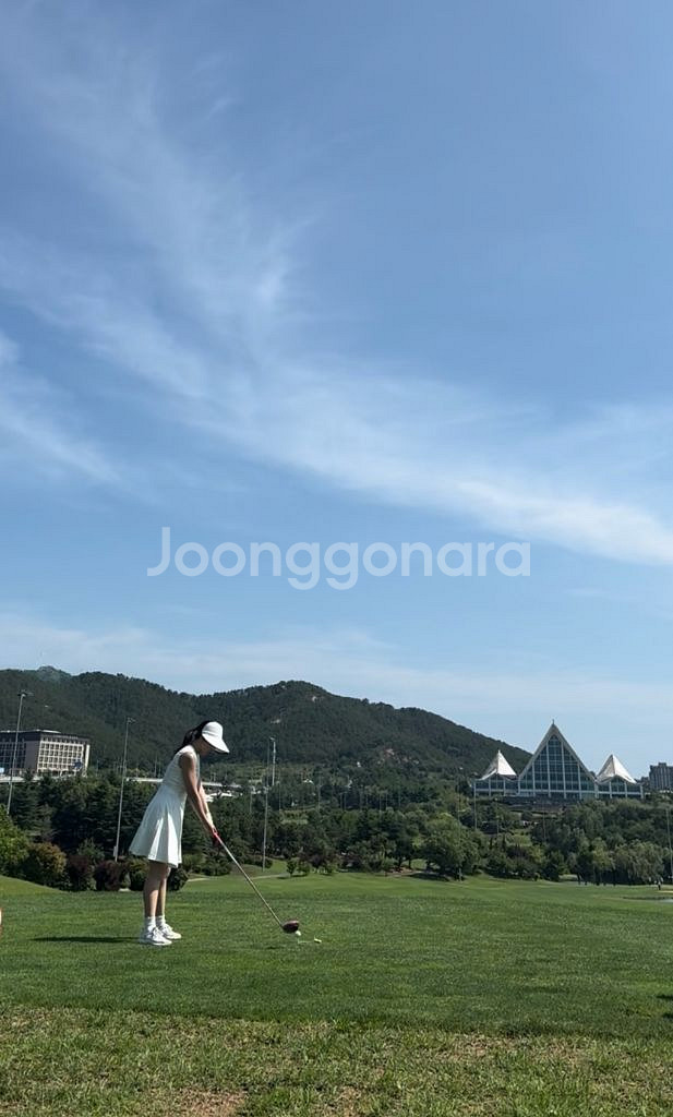 골프원피스 화이트--3
