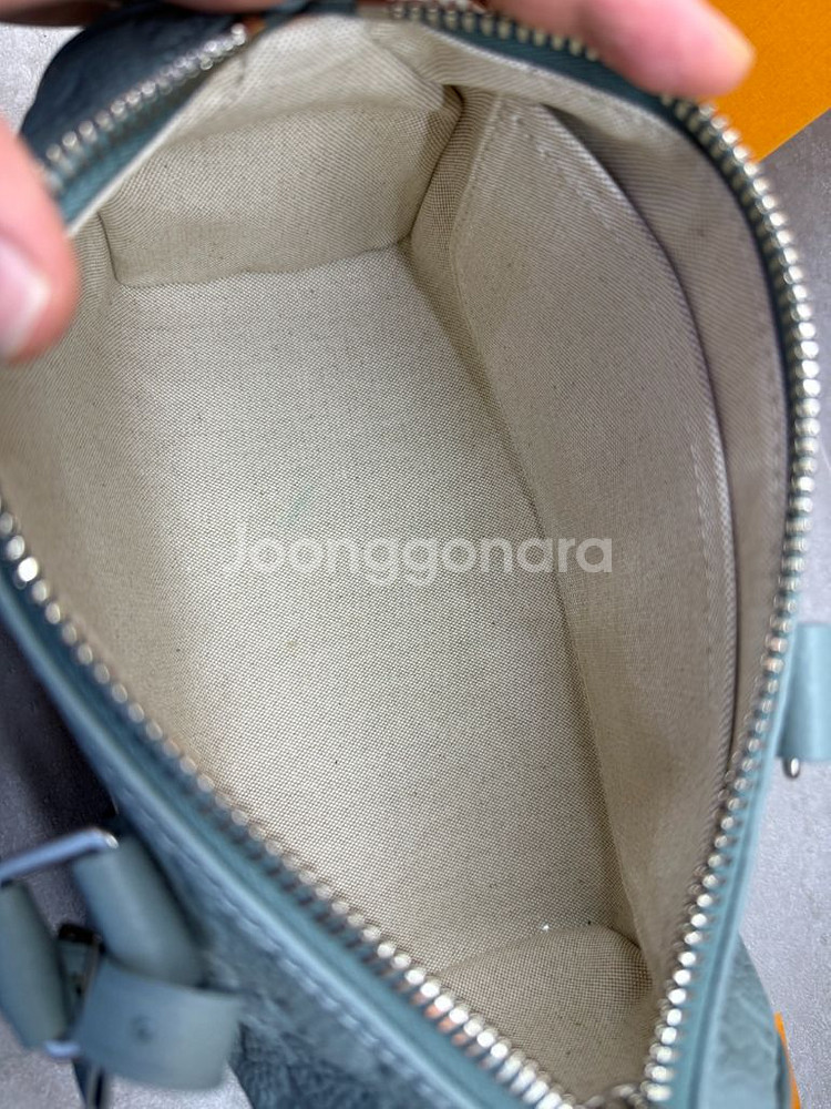 [풀구성] 루이비통 토뤼옹 반둘리에 키폴 25베르--9