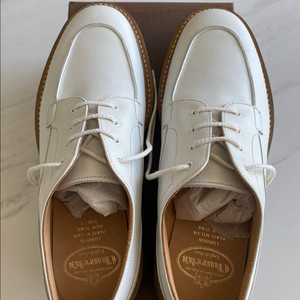 처치스 화이트 브릭솔 uk 7.5