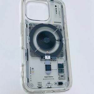 아이폰16 프로 슈피겐 네오원 케이스 팝니다