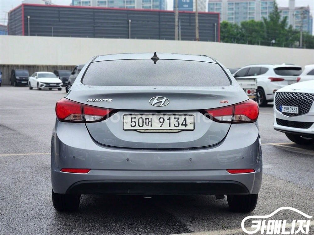 [현대]더 뉴 아반떼 1.6 GDI 스마트 기본형 (5--0