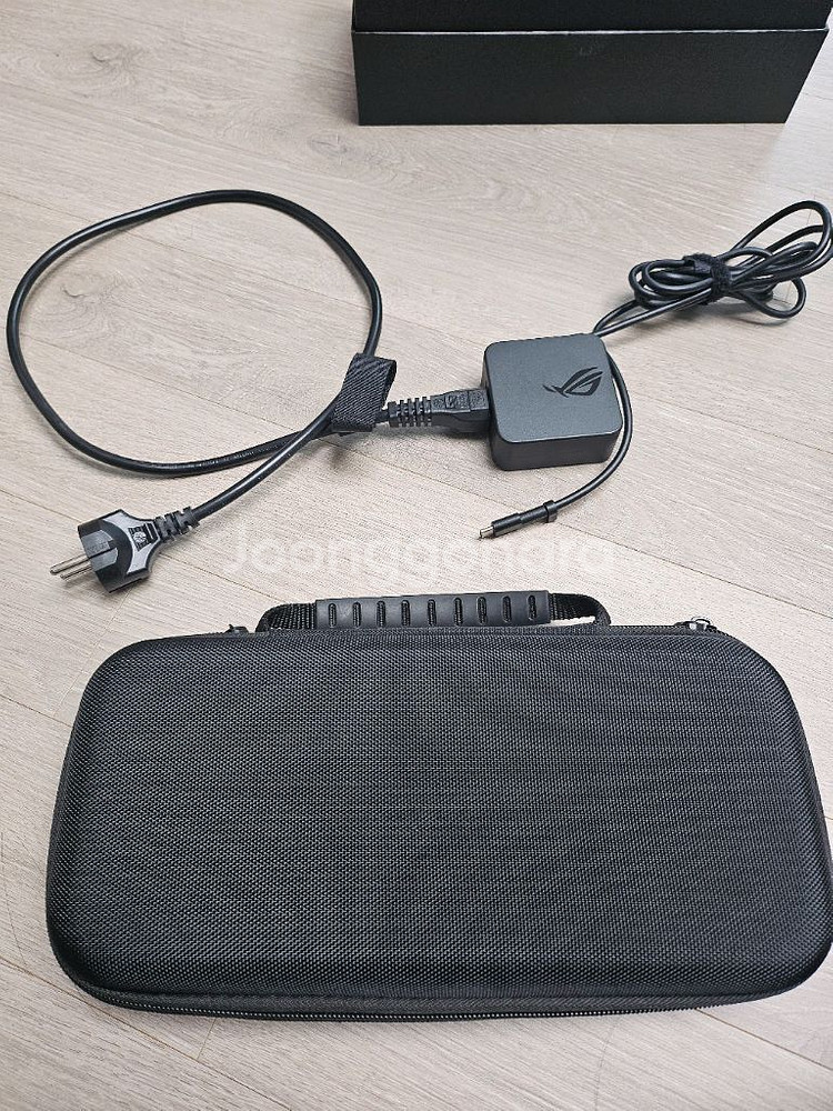 ROG AllyX 1TB UMPC 흑갈리 팝니다.--1