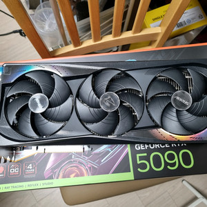 기가바이트 rtx 5090 어마 팝니다