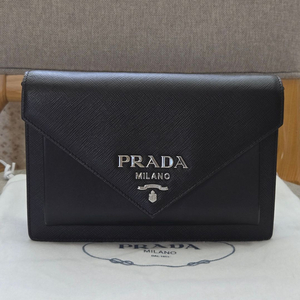 프라다 사피아노 엘벨로프 미니 크로스백