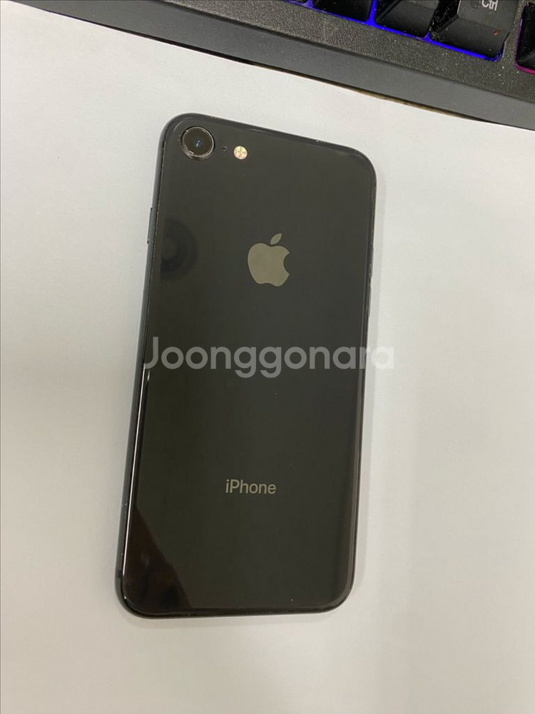 아이폰8 스그 액정깔끔 128GB 무잔상 배터리100%--0