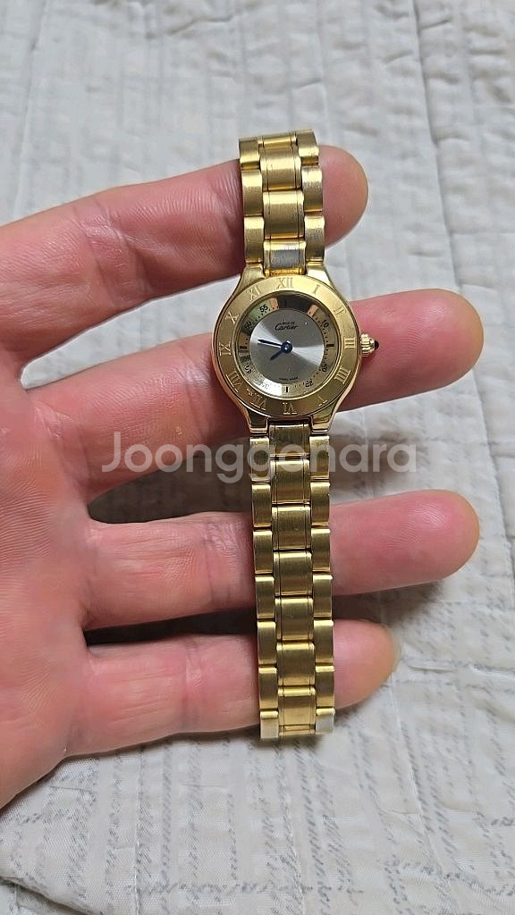 까루뛰에 머스트21 여자시계--0