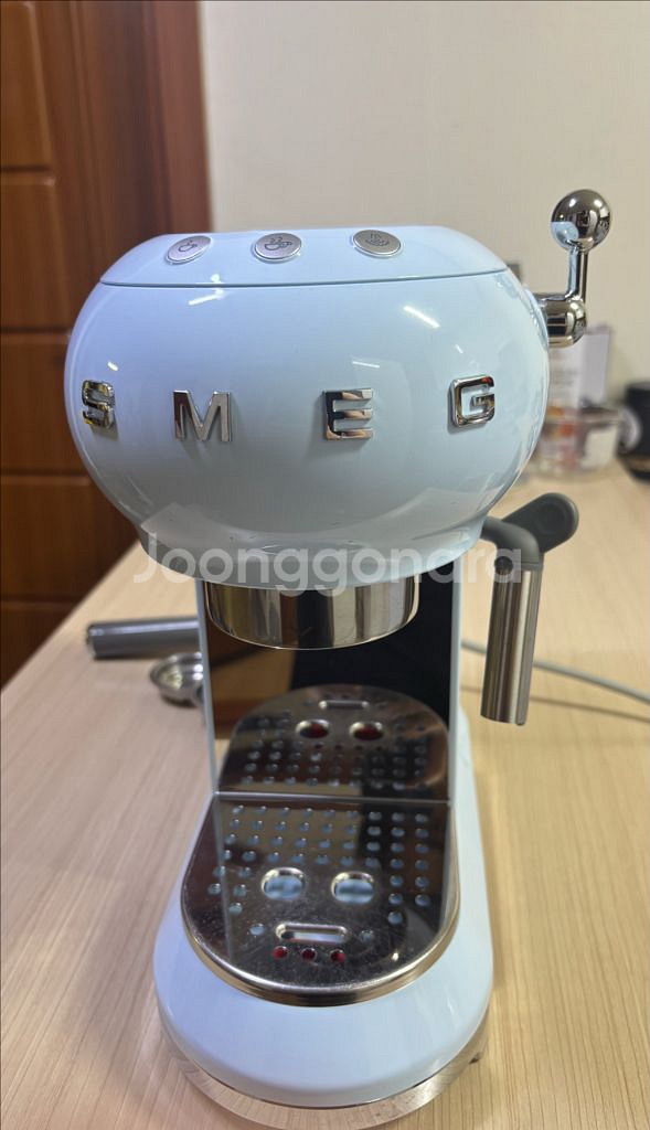 Smeg 스메그 반자동 커피머신 에스프레소머신 ECF0--0