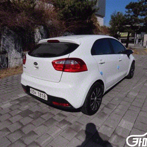 [기아]올뉴프라이드 1.4 디젤 해치백 럭셔리 #최저가