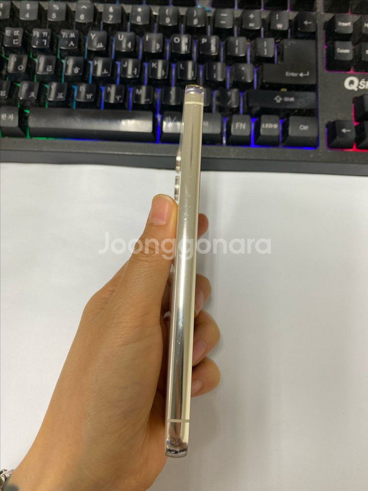 SK 갤럭시S23 크림 외관깔끔 256GB 무잔상메인폰--4