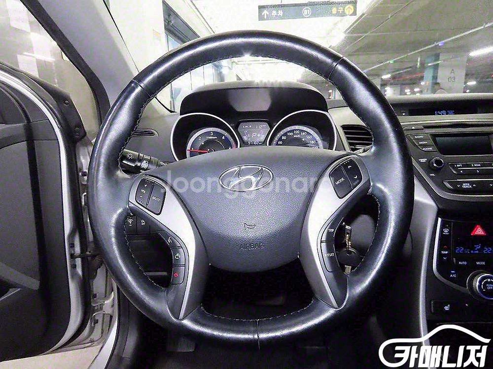 [현대]더 뉴 아반떼 1.6 VGT 스마트 (5인승)--7
