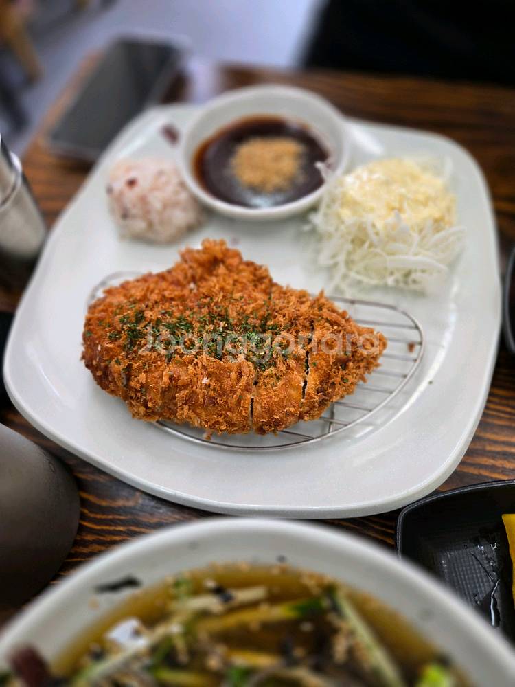 s9~s10울트라 키보드북커버,라미s펜 새상품삽니다.--0