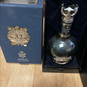 로얄샬루트32년산