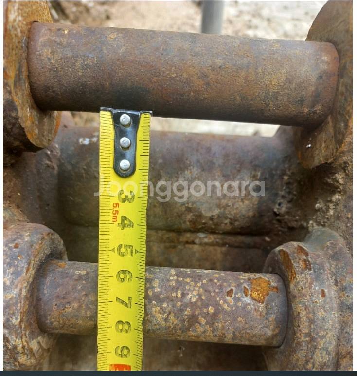 미니굴삭기 바가지 핀 교환. 30mm=>25mm--2