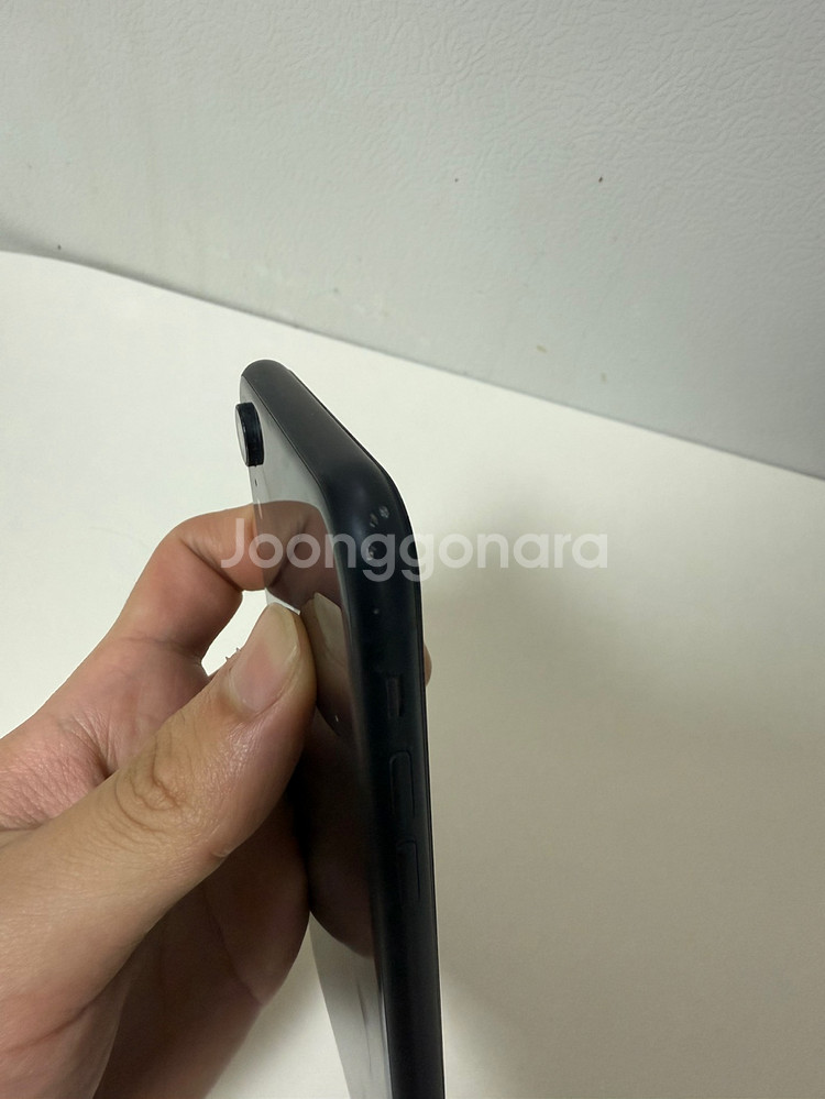 아이폰 XR 128GB 블랙/액정 파손/배터리79%--5