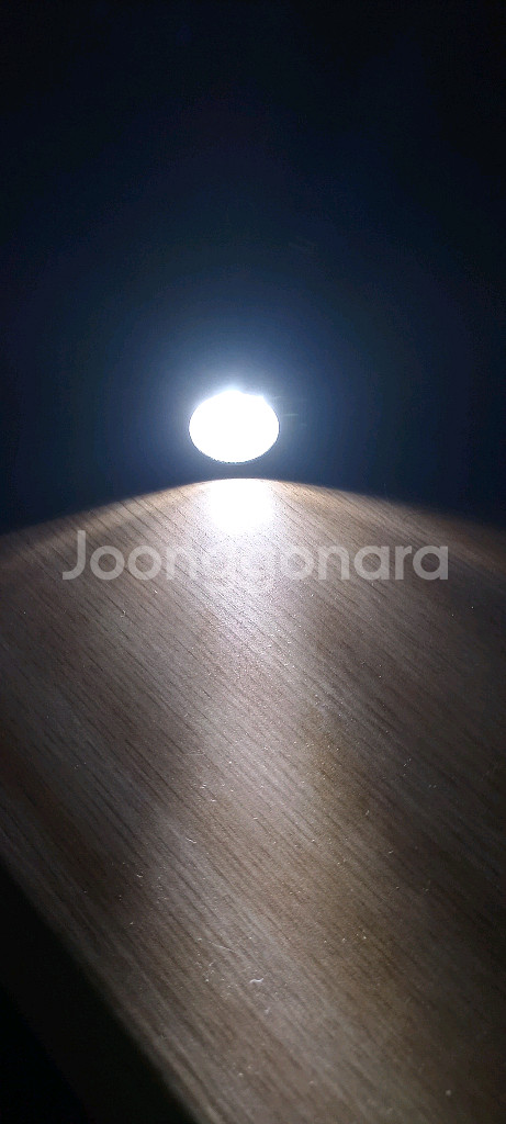 LED 손전등 + 건전지 포함 , Flashlight--0