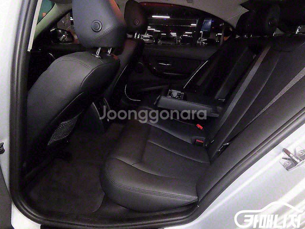[BMW]3시리즈 (F30) 320i #최저가도전--7