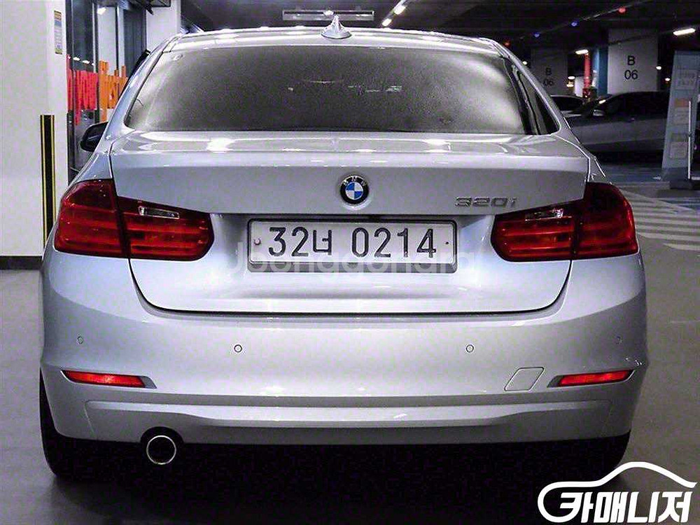 [BMW]3시리즈 (F30) 320i #최저가도전--5