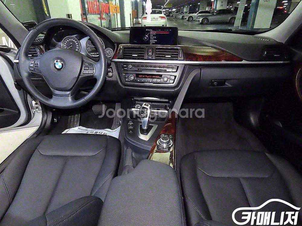 [BMW]3시리즈 (F30) 320i #최저가도전--8