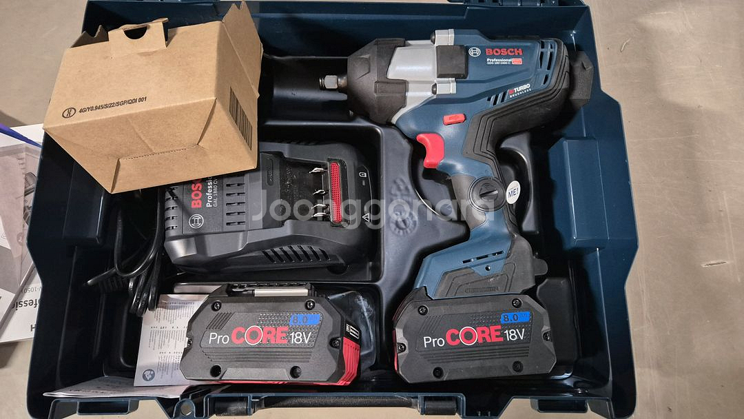 보쉬 gds18v1000c 배터리 2개--2