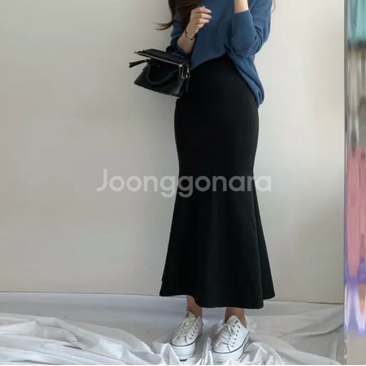 에이블리 쫀득 스판 프릴 머메이드 롱 스커트 블랙--1