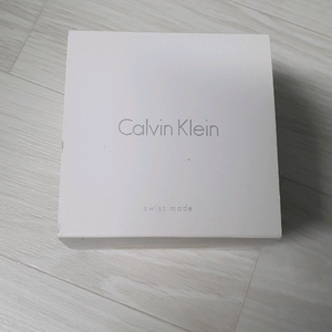켈빈클라인 여성 시게