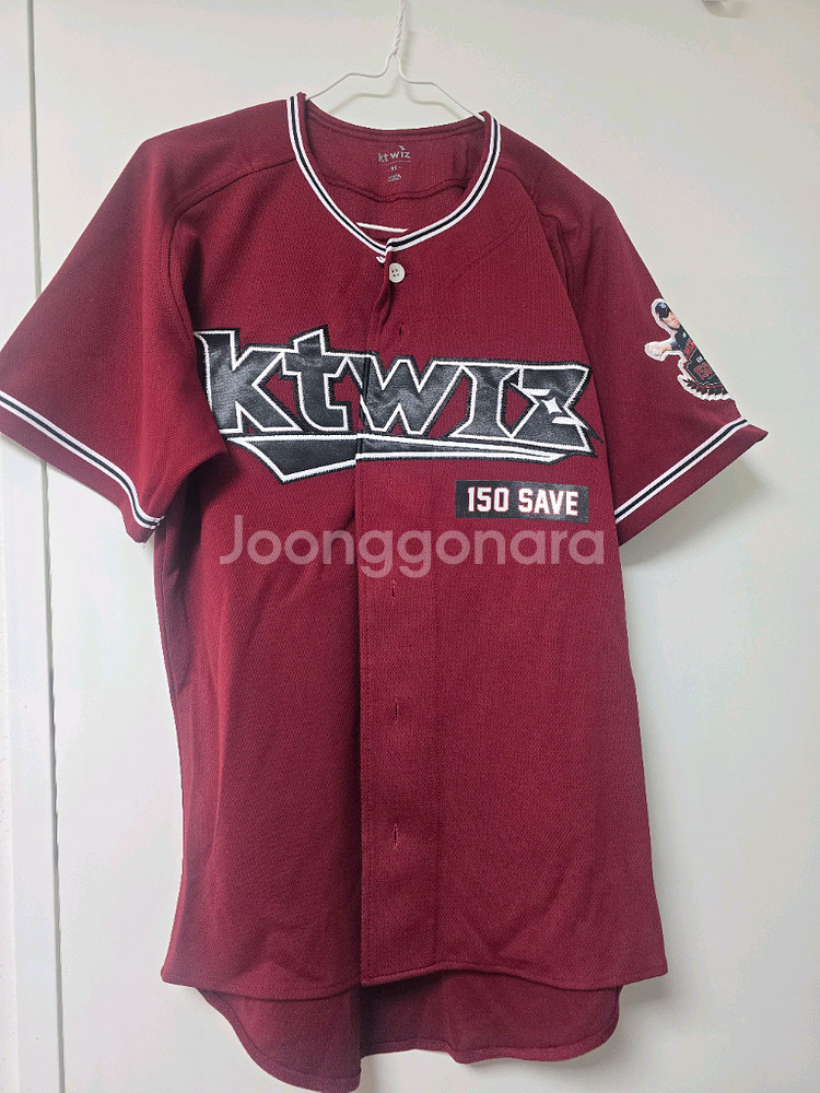 kt wiz 김재윤 150 세이브 유니폼 판매합니다--1