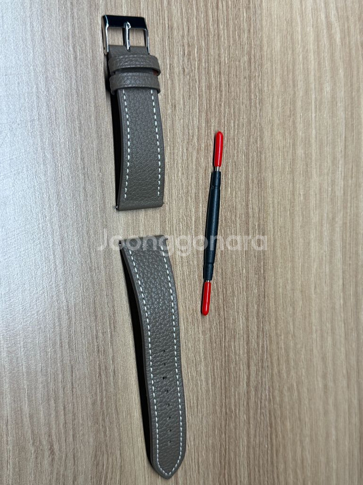 22mm 염소가죽 시계줄 1회착용--2
