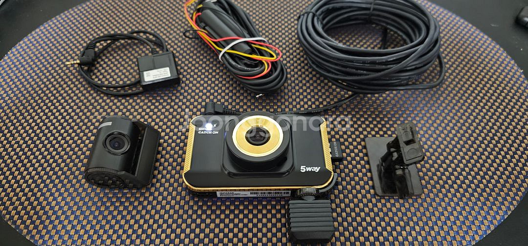 뉴캐치온 5WAY 3채널 (64GB,GPS,WiFi)--0