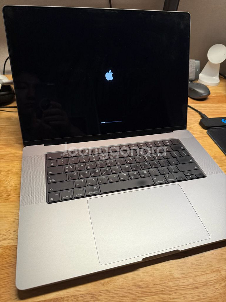 맥북 프로 16 M1 Pro 16GB 512GB 애플케--1