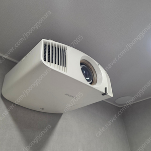 소니VPL VW570ES/REAL 4K/홈시어터 최고