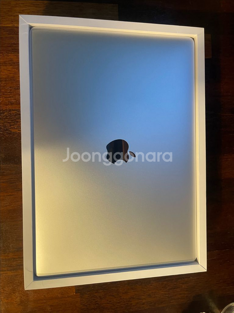 맥북프로13 16GB 1TB 매직마우스 포함 민트급--1