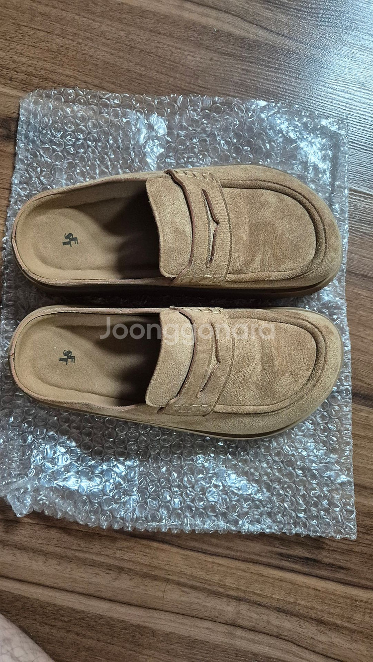 (새상품급/사이즈미스) 식스핏 보토 로퍼 뮬 판매합니다--1