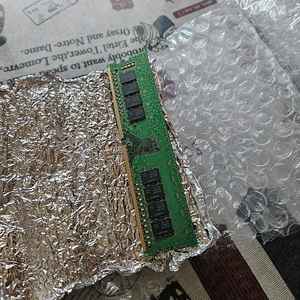 삼성램 ddr4 16GB 1개 팔아요 3200mhz