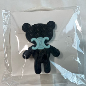 셀린 곰돌이 핀 새상품