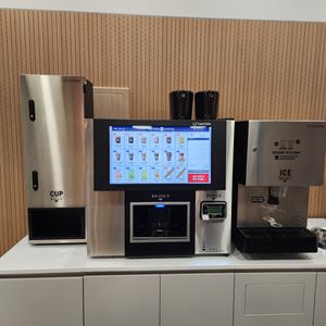 동구전자 무인커피머신 Teatime-A1 판매합니다.