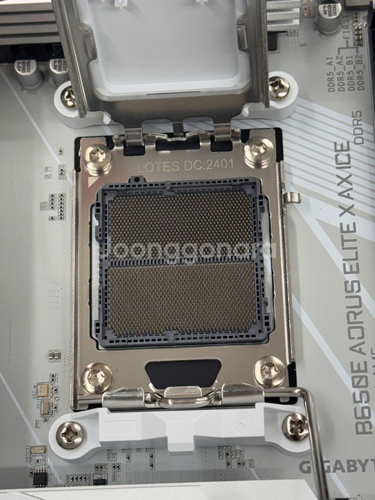 기가바이트 B650E 어로스 엘리트 X AX ICE--2