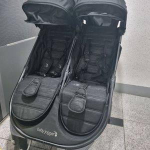 쌍둥이 유모차 베이비조커