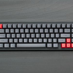 Nightfox 65% 기계식 키보드 (USB-C)