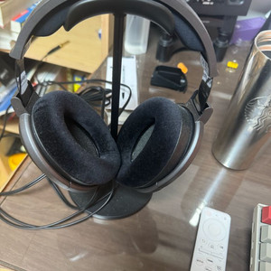 젠하이저 hd600 풀박스 스탠드도 드려요