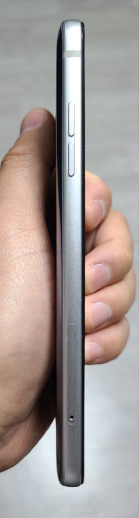 LG Q6(X600) 블루 32GB A급 싸게 팝니다.--5