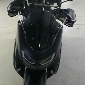 야마하 NMAX 2022년식 판매합니다.