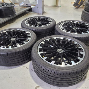 벤츠EQS SUV 580AMG 22인치 순정품휠타이어