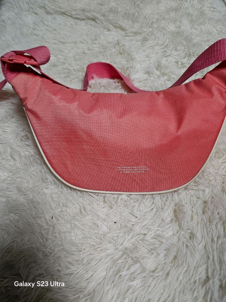 아디다스 힙색 이미지