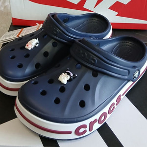 크록스 네이비 245 새상품.바야밴드네이비.지비츠포함