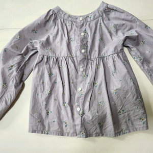 베네베네 블라우스