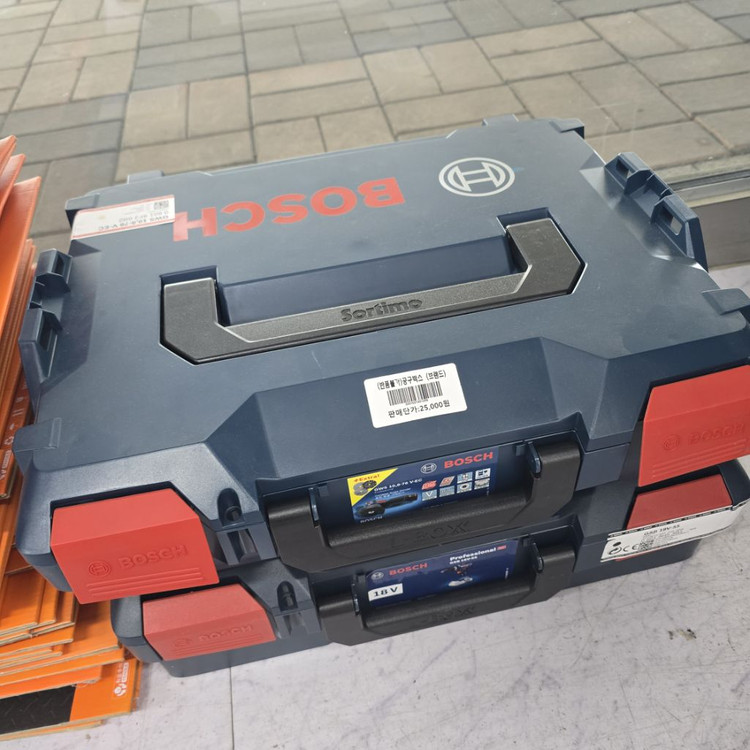 공구통 (디월트, 보쉬, 아임삭, 계양, 밀워키) 이미지