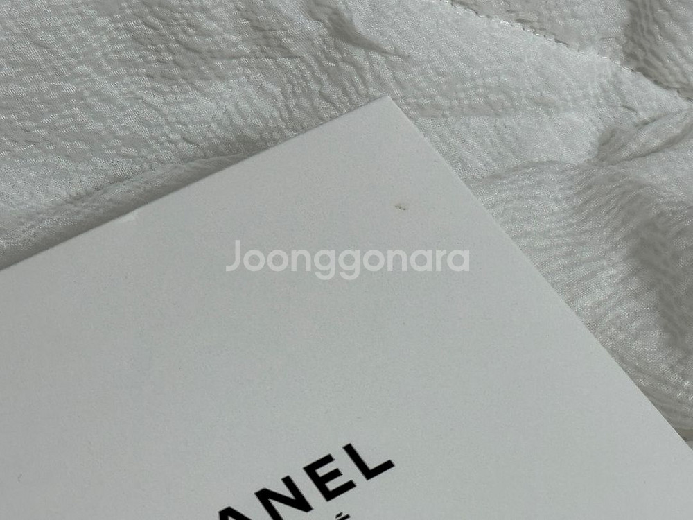 샤넬 뷰티 코스메틱 핑크 원형 파우치--4