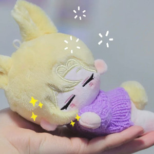 플레이브 노아 인형