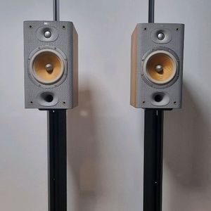 B&W DM601 S3 (북쉘프 스피커, 스탠드 포함)